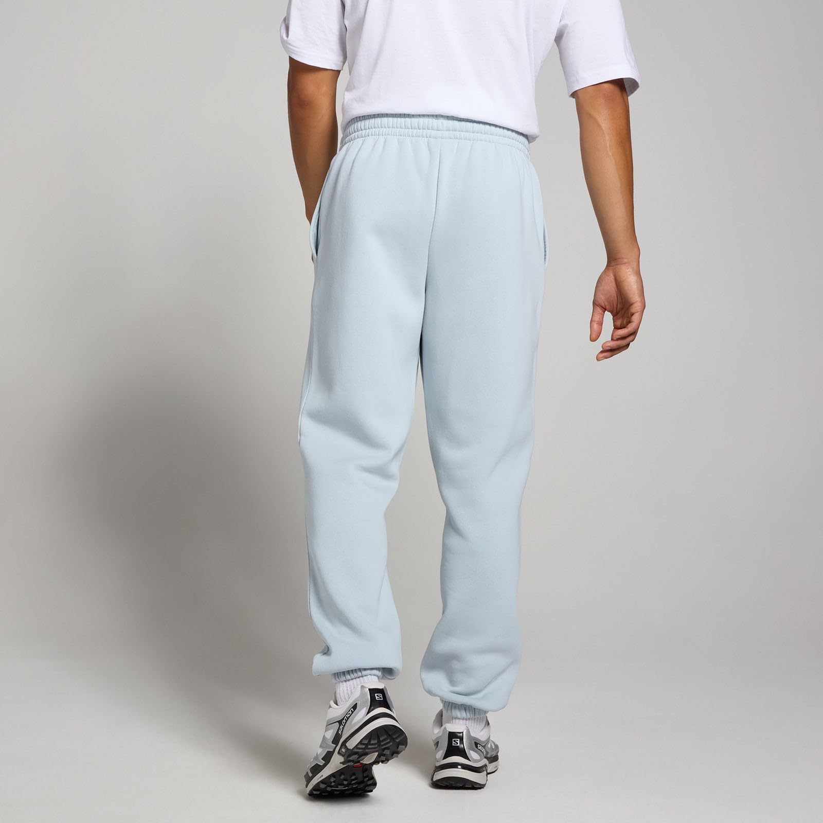 myprotein-herren-rest-day-oversized-jogginghose image 2