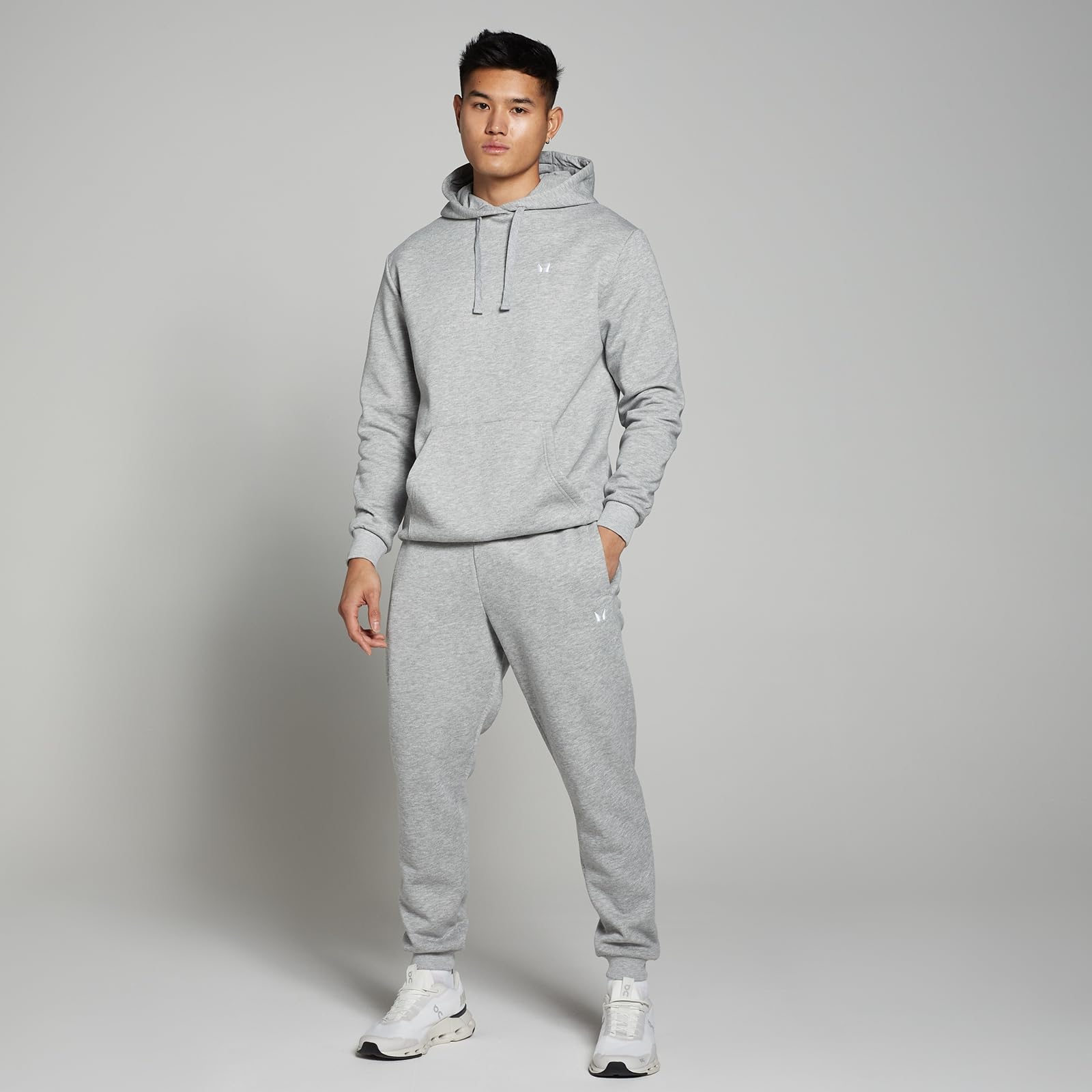 myprotein-mp-herren-rest-day-kapuzenpulli-hellgrau image 3