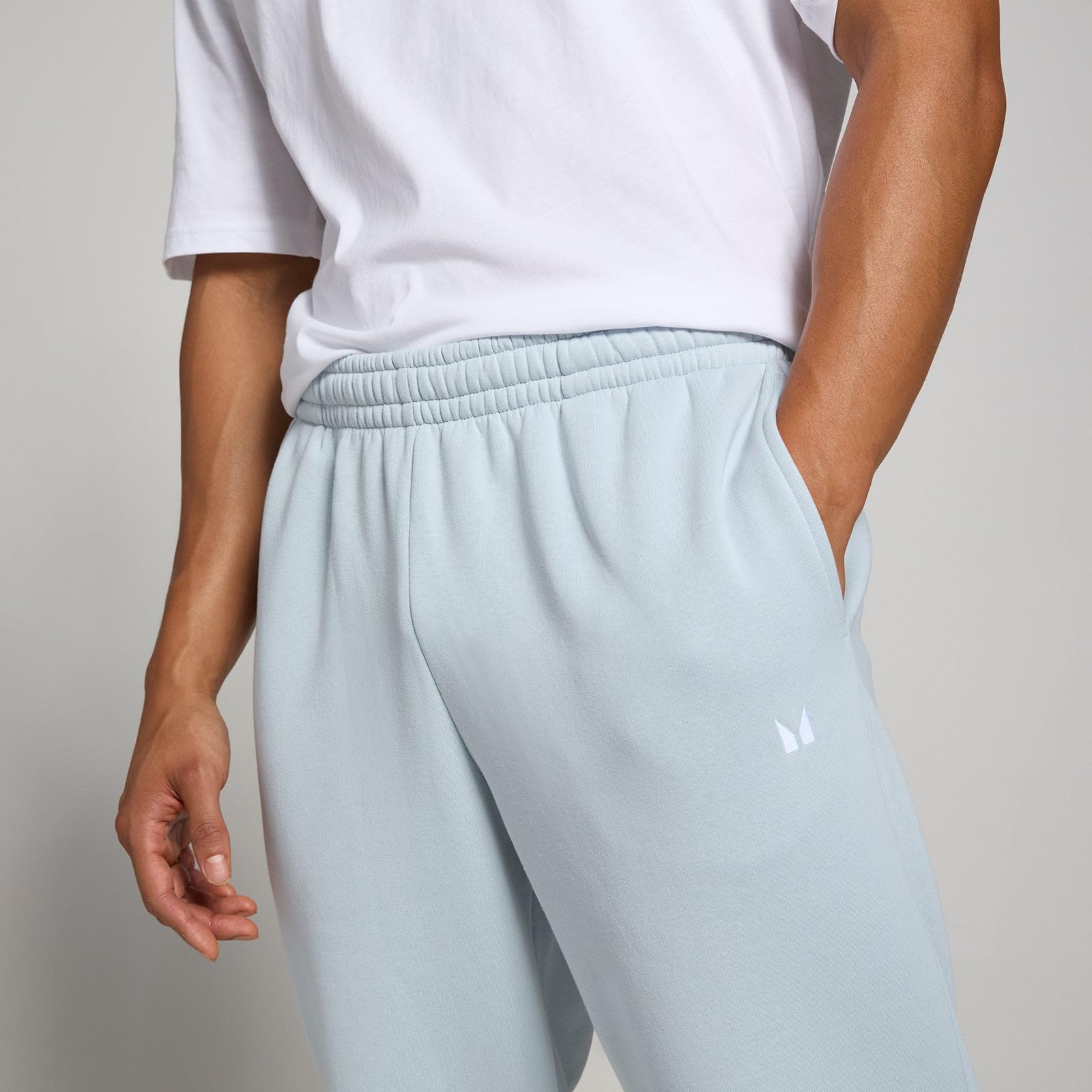 myprotein-herren-rest-day-oversized-jogginghose image 4